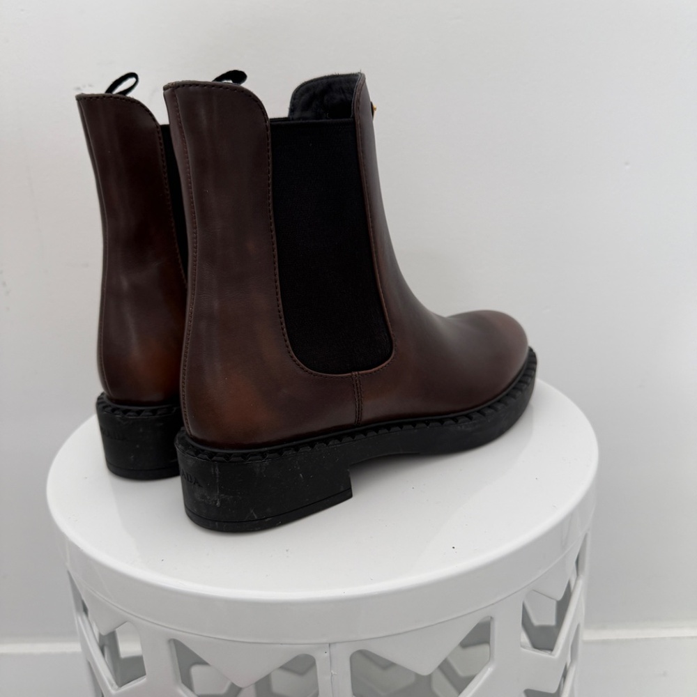 PRADA Chocolate Brown Brushed Leather Chelsea Ankle Boots Designer - Picture 5 of 12
